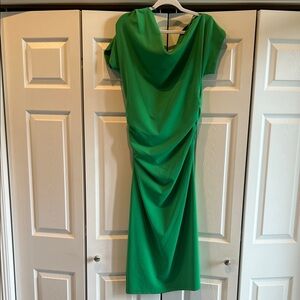 Gibson Latimer Vibrant Green Midi Dress